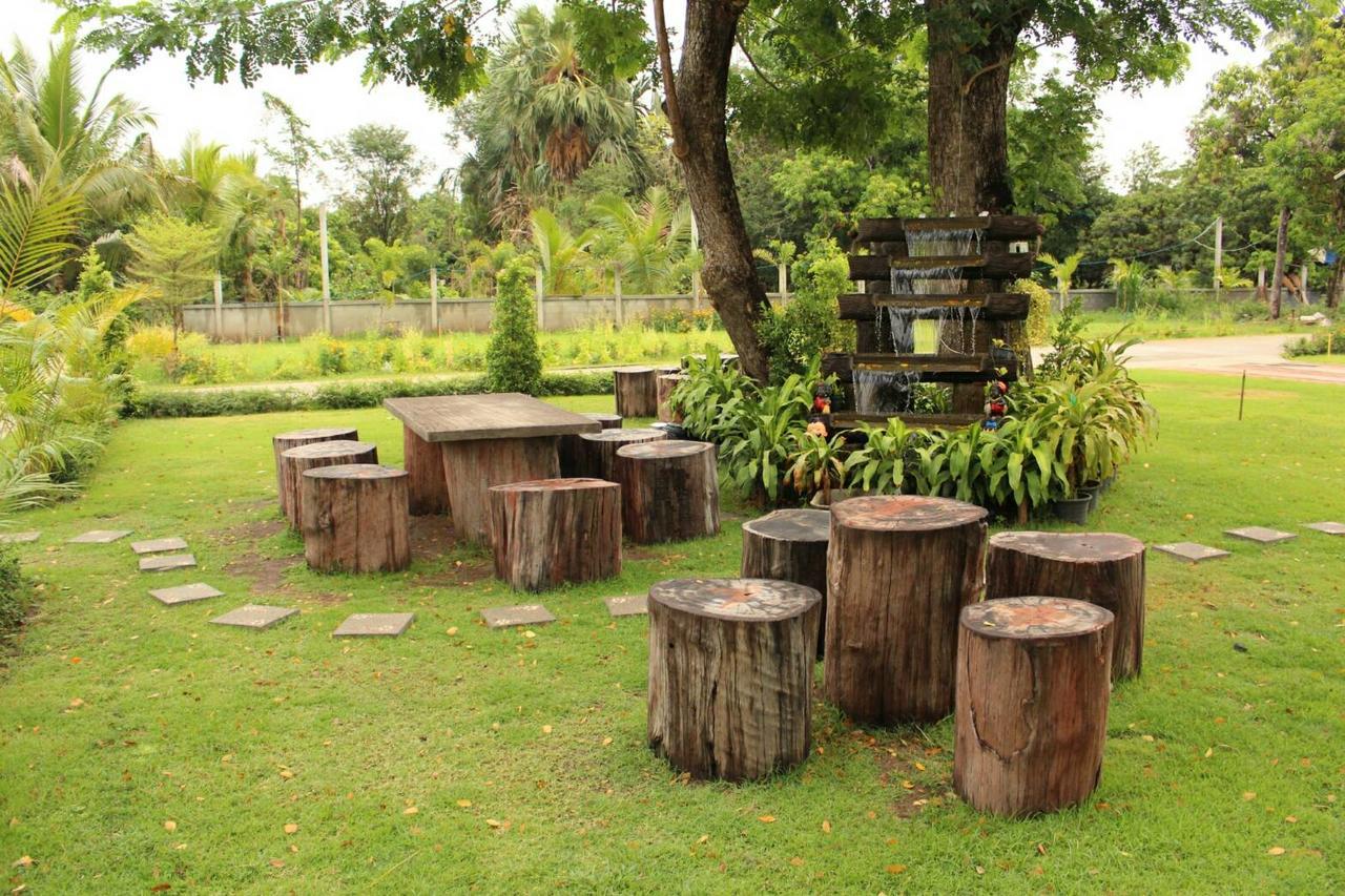 Hotel Bansuansiriwat à Ban Tak Extérieur photo