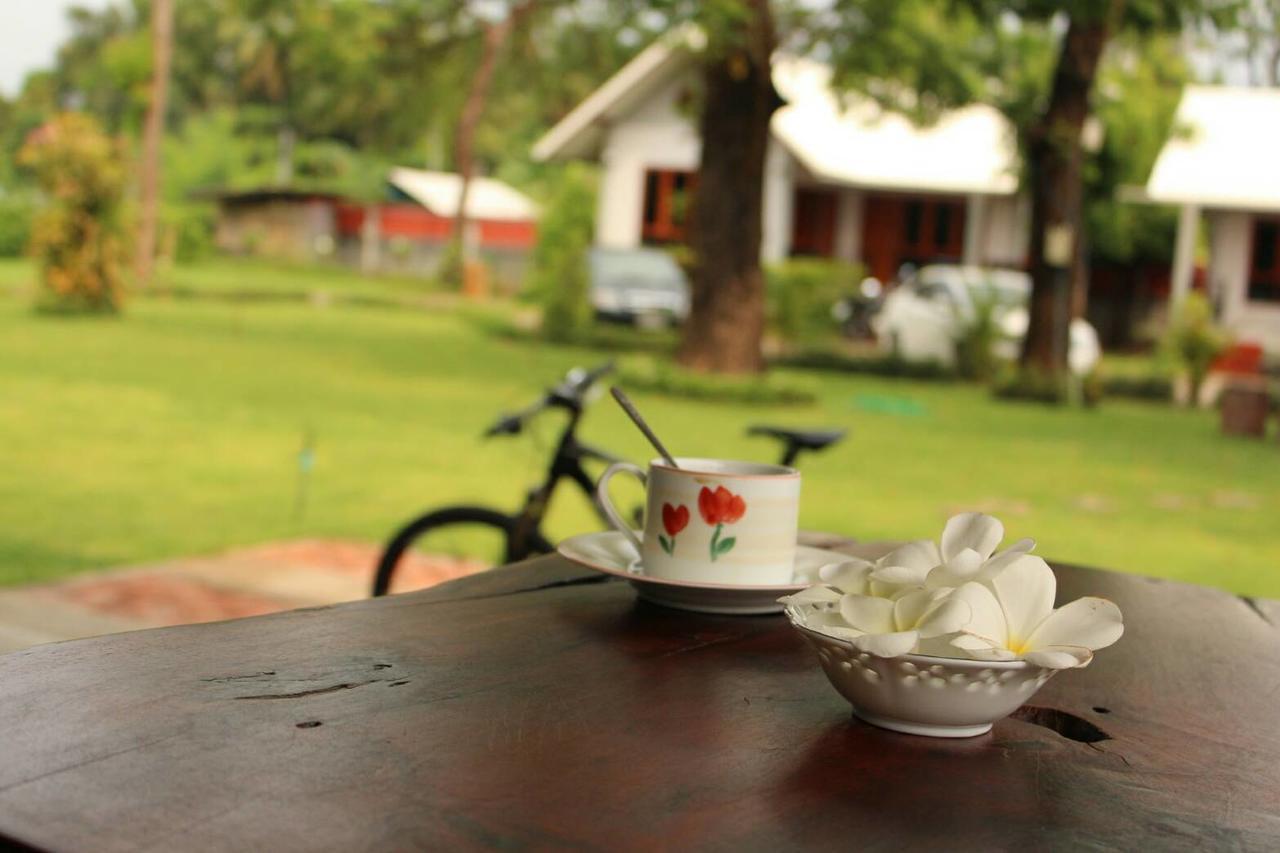 Hotel Bansuansiriwat à Ban Tak Extérieur photo