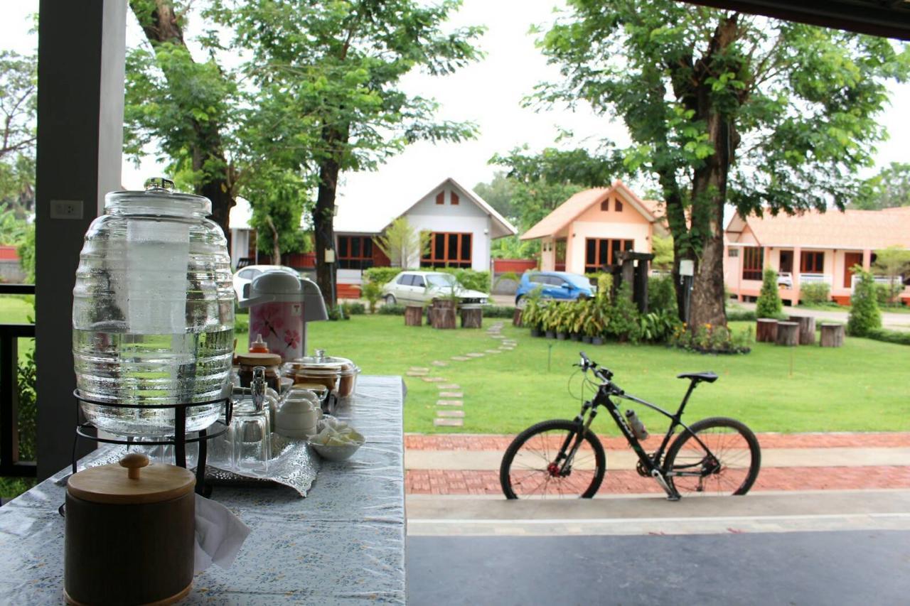 Hotel Bansuansiriwat à Ban Tak Extérieur photo