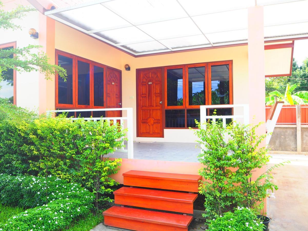 Hotel Bansuansiriwat à Ban Tak Extérieur photo